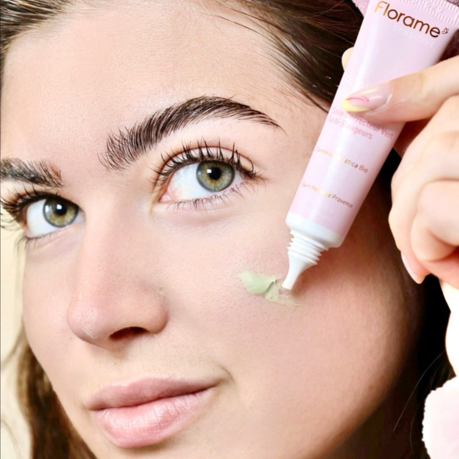 Anti-redness green correcting treatment